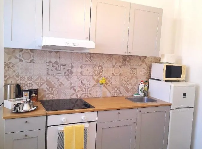 Apartmán D16 *